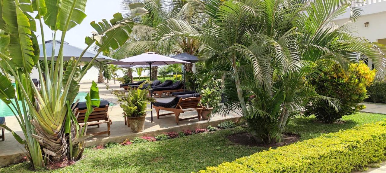 Dulaa Deema Residence Brufut Heights Tranquil Bagian luar foto