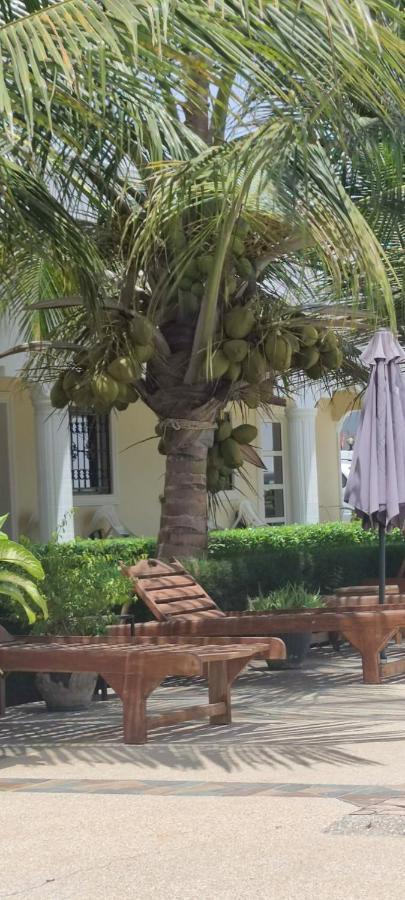 Dulaa Deema Residence Brufut Heights Tranquil Bagian luar foto
